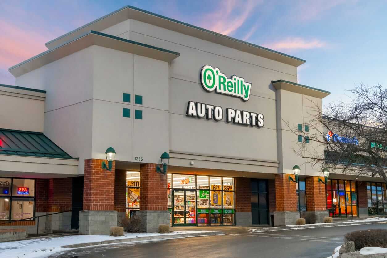 O'Reilly Automotive, Inc_ storefront by- Kirk Fisher via iStock